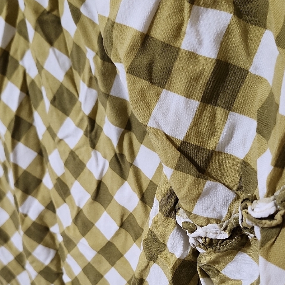 Stylish Green Checkered Women's Top - Picture 9 of 11